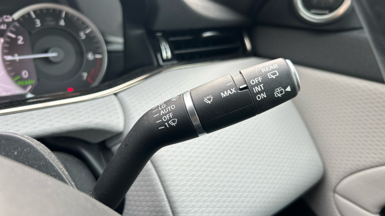 Land Rover Range Rover Evoque 1.5 P300e Evoque Edition 5dr Auto Hatchback